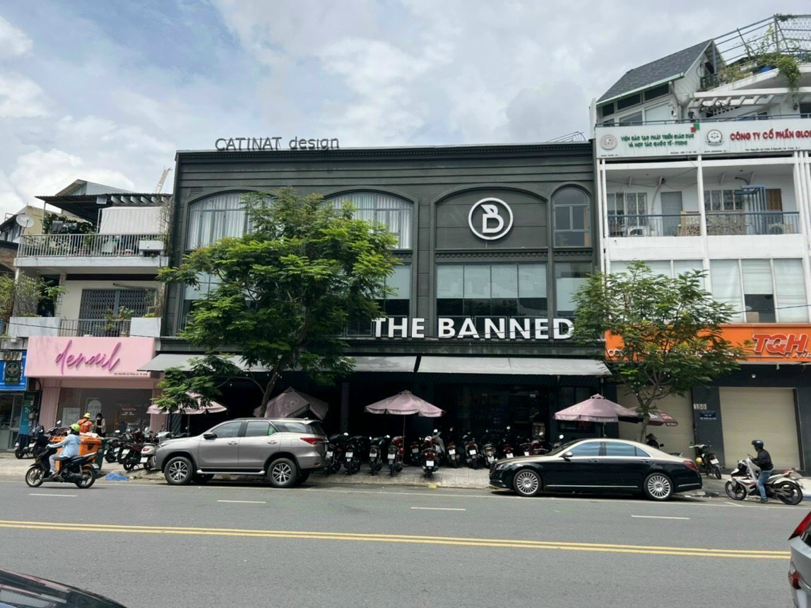 MT 160 Nguyễn Cư Trinh, P.NCT , Quận 1 - DT: 17x8m - HĐT: 2,4tỷ đ - giá 58 tỷ TL !!