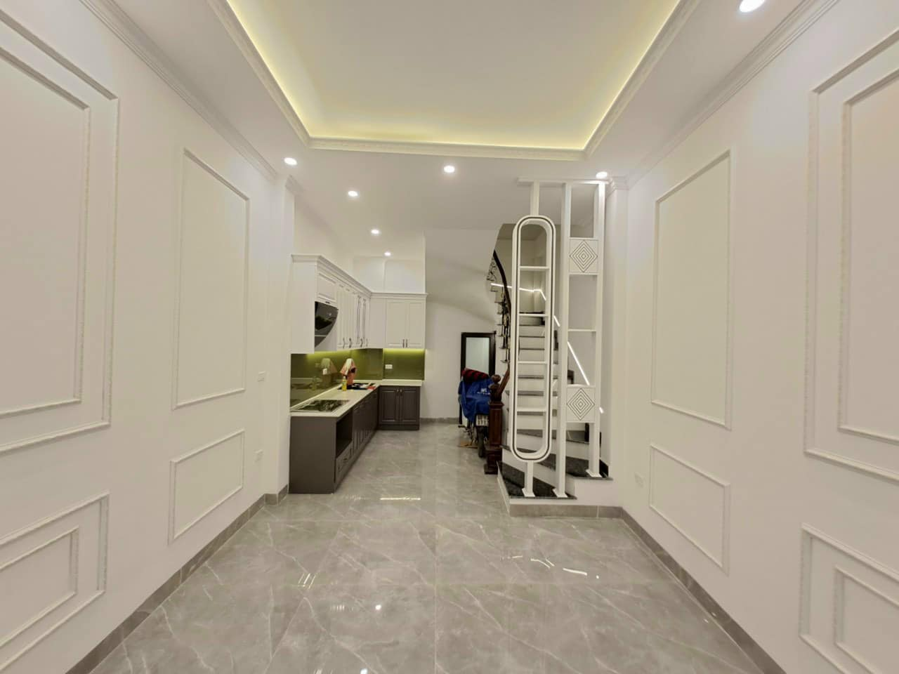 VIP ĐỐNG ĐA - Gần ĐH Y - BA GÁC TRÁNH XE MÁY - Nhỉnh 4 tỉ