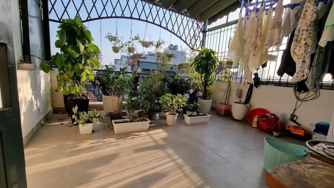 Bán nhà Trích Sài đi bộ ra Hồ Tây 45m2 mt 5m lô góc 5 tầng 7 tỷ