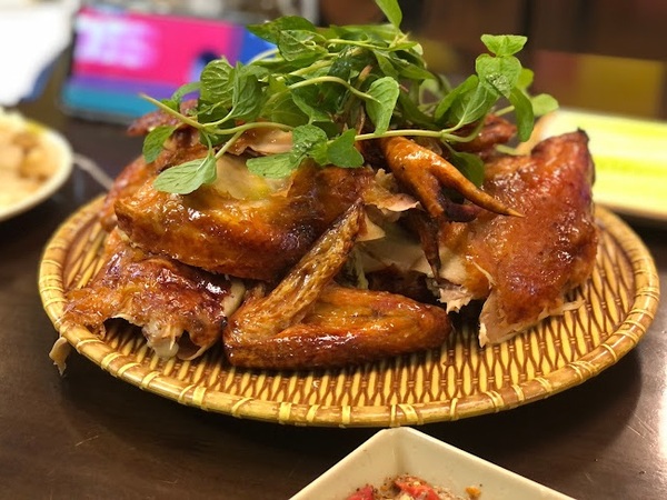 vua-ga-nuong-lu-ho-dac-di