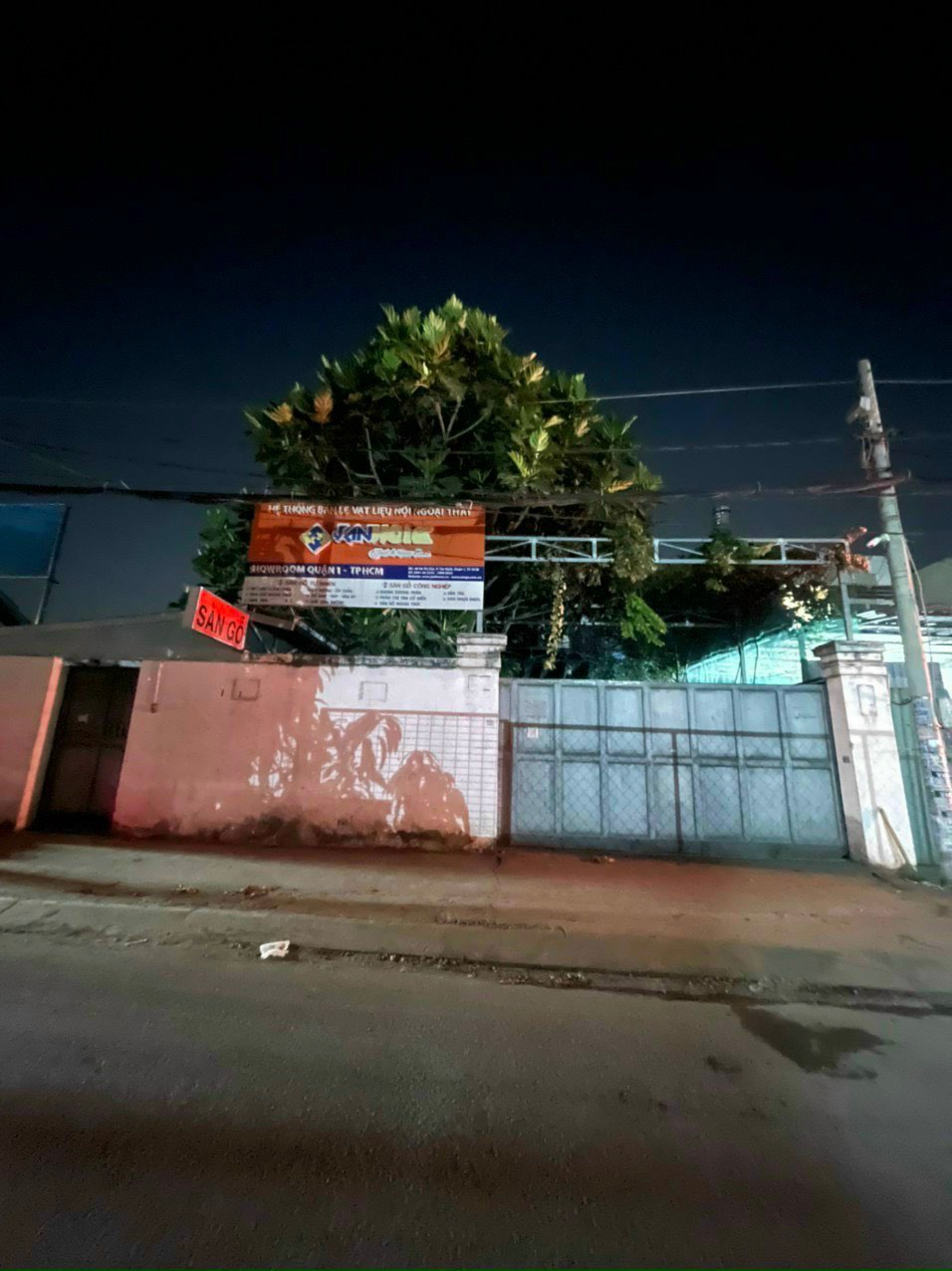 BÁN NHÀ XƯỞNG MT VƯỜN LÀI .AN PHÚ ĐÔNG Q.12 TP.HCM