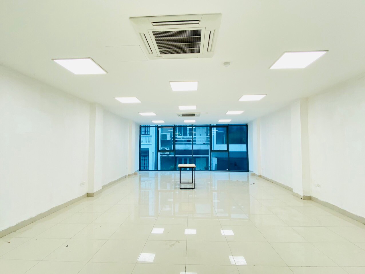 CHO THUÊ NHÀ MẶT PHỐ XÃ ĐÀN 1360 M2 X 8 TẦNG X MT 12M GIÁ THUÊ 380 TRIỆU