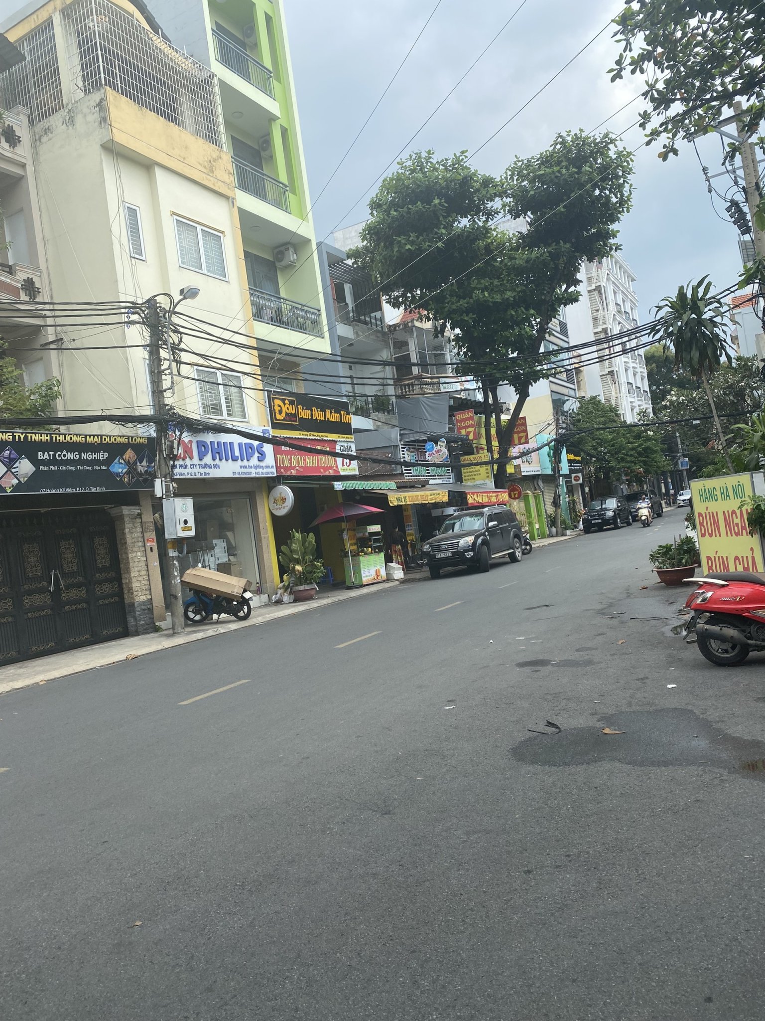 Bán gấp MT khu Vip K300 đường Hoàng Kế Viêm, P12, Tân Bình - Giá: 16.5 tỷ