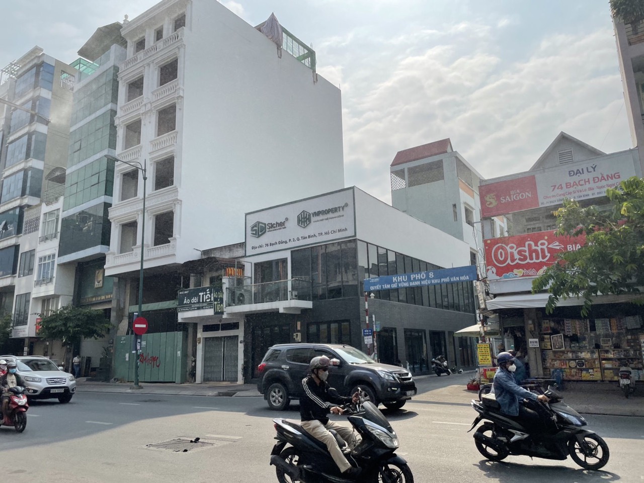 Cho thuê mặt bằng shophouse 190 Hai Bà Trưng Q1