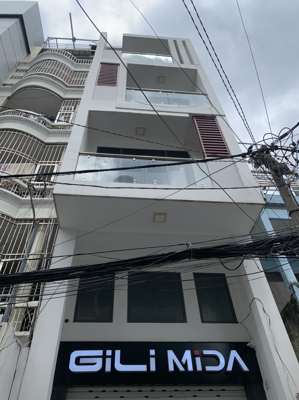 Cho thuê nhà mặt tiền Trần Hưng Đạo Quận 1 DT 6.6x22 - 4 tầng. Giá 110tr/tháng