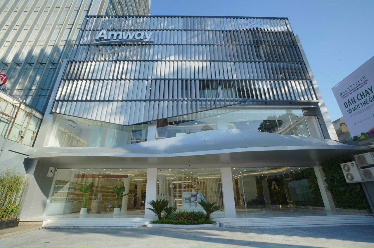 Mặt Tiền Nguyễn Thị Minh Khai, P.5, Q.3, 21x36m, trệt, 2 lầu giá rẻ đầu tư