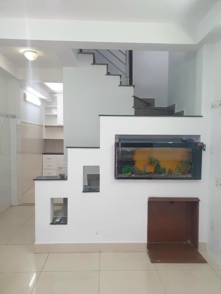 Chỉ việc vào là ở ngay, nội thất đầy đủ - Bán gấp nhà đường Trần Bình Trọng, P,2, Q.5