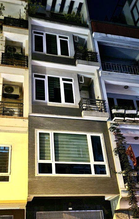 Nguyên Hồng, Đống Đa - Phân lô 7 Tầng, Thang máy 19 TỶ - 51m* MT4,1m - Ô tô tránh, Vỉa hè - Ở Cực Vip.