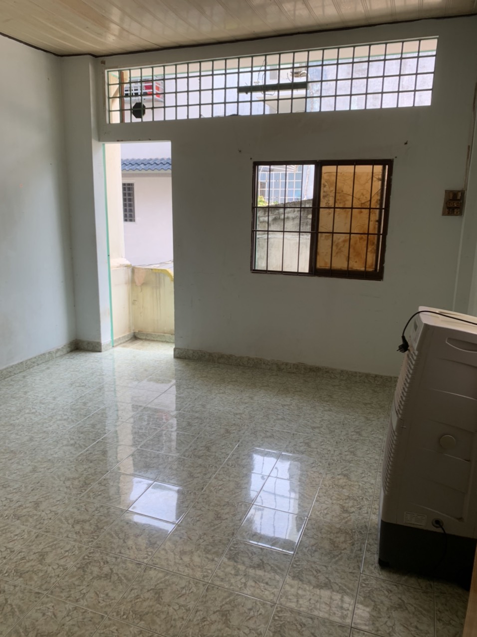 Nhà hẻm Ông Ích Khiêm, P.14, Quận 11 bán gấp Với 4 tỷ