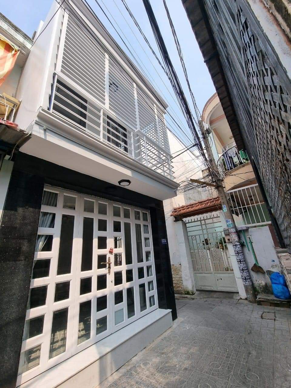 BÁN GẤP NHÀ NGANG KHỦNG HƠN 7M XE HƠI NGỦ TRONG NHÀ 105 M CHỈ NHỈNH 8TỶ2. PHƯỜNG TÂN THUẬN TÂY QUẬN 7