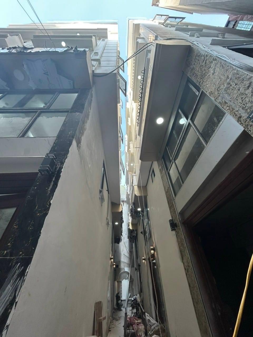 Hoàng Hoa Thám-Ba Đình 32mx6 tầng-thang máy-3PN-giá từ 4,6 tỷ/căn. nhà thoáng ở ngay