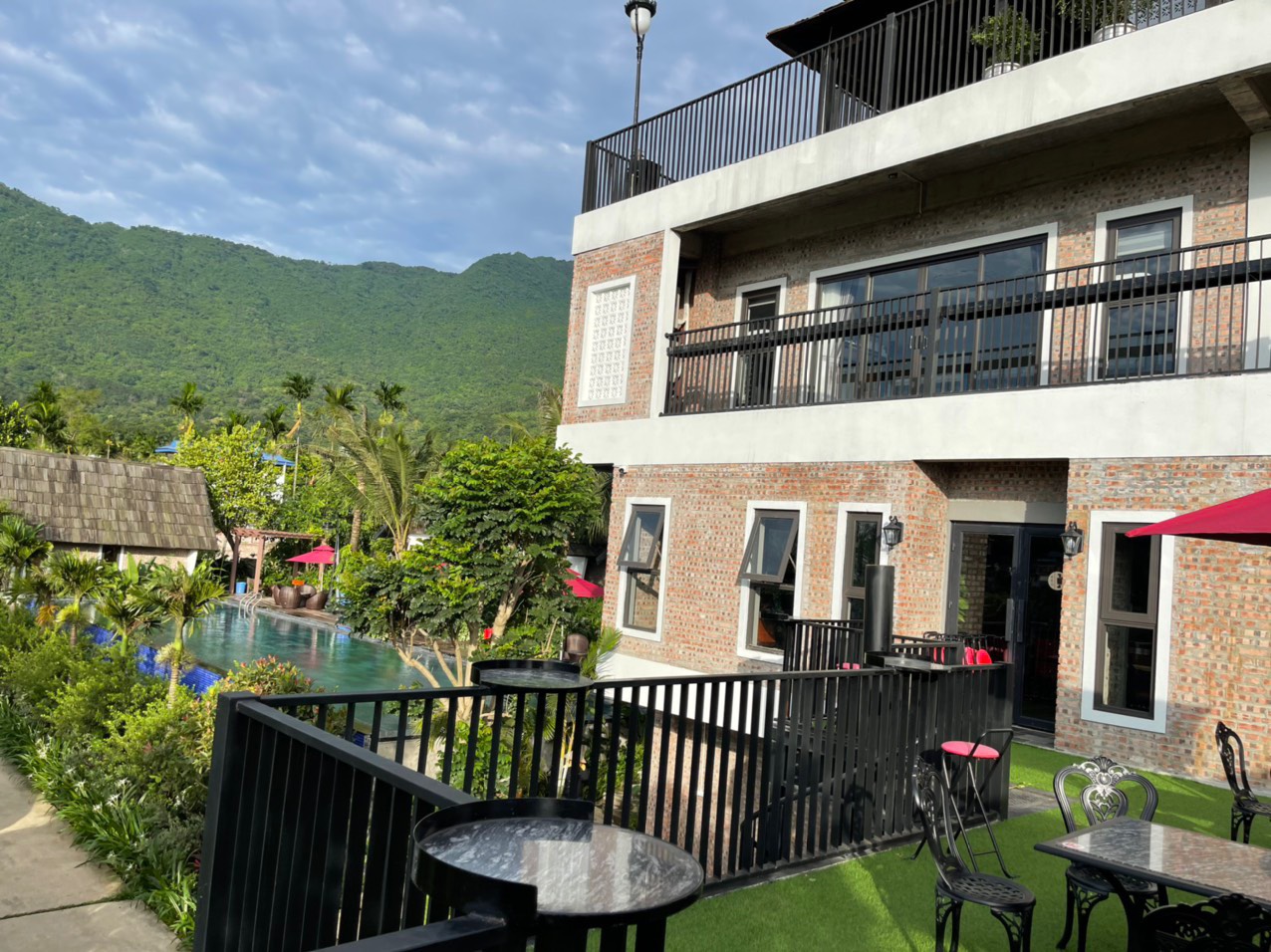 Kinh doanh siêu lợi nhuận cùng Retreat Hòa Lạc - Quy mô lên đến 8000m2, giá chỉ từ 7tr/m2