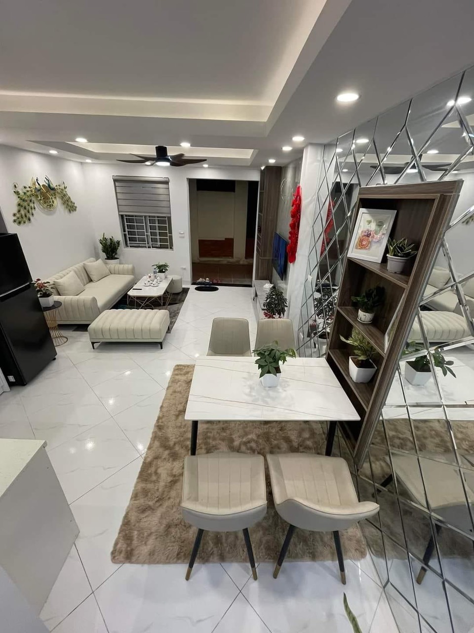 Bán nhà Định Công , 45m x 5T x 4.2 tỷ, NGÕ THÔNG - NHÀ ĐẸP - Ở LUÔN