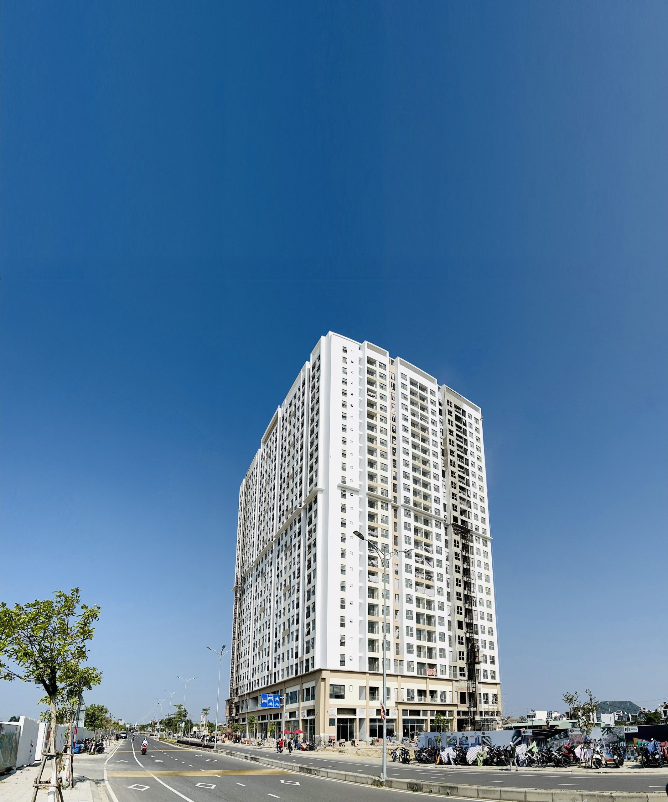 Chủ gửi bán 1 căn FPT Plaza2, view TP và biển, ở hoặc cho thuê đều đc