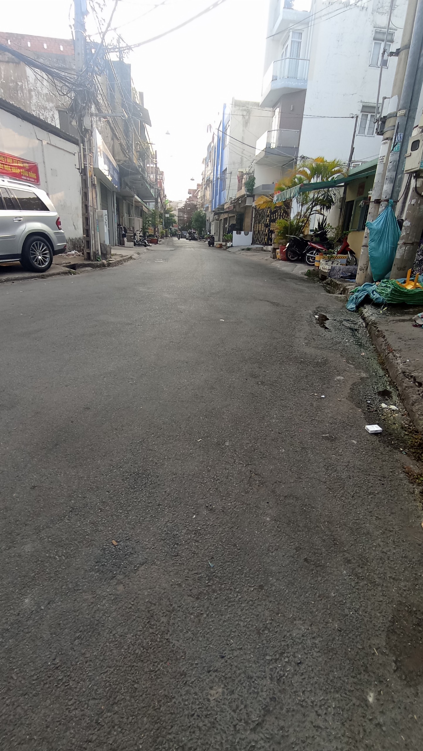 Bán gấp nhà hẻm Đội Cung, P9, Quận 11 - với 2.5 tỷ