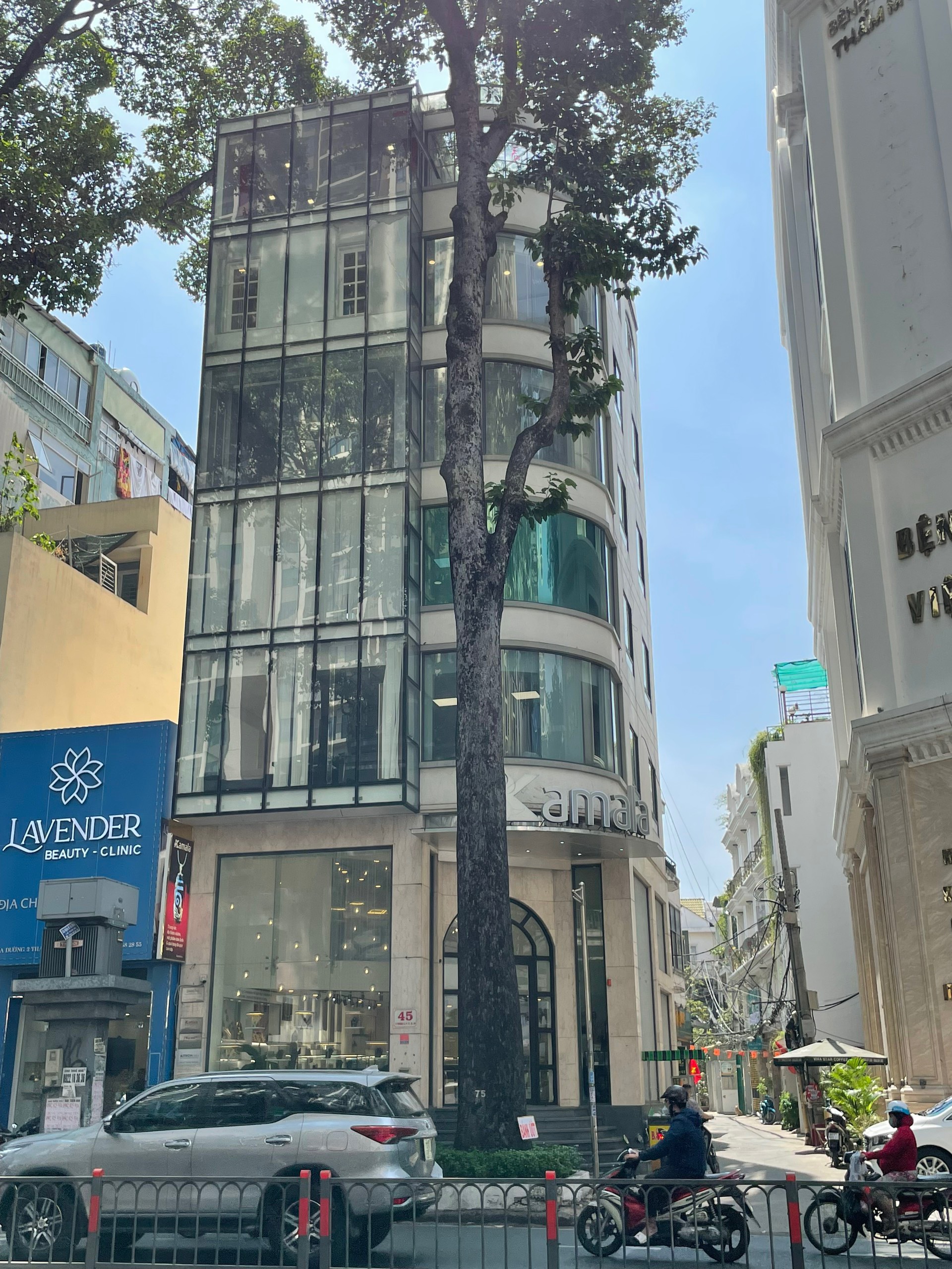 Hàng Hot-Bán Nhà Tại Đường Trần Quang khải Q,1 5,1 x 26 m 2 tầng Giá:55Tỷ..