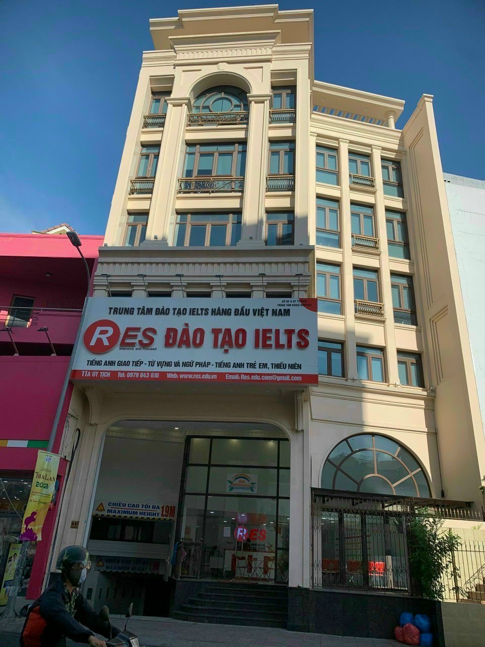 Bán Nhà! Nhà Đẹp Thiết Kế Riêng Ở Nguyễn Đình Chiểu Q,3 8.4x9.1m FULL nội thất sang trọng. Giá:73.5Tỷ