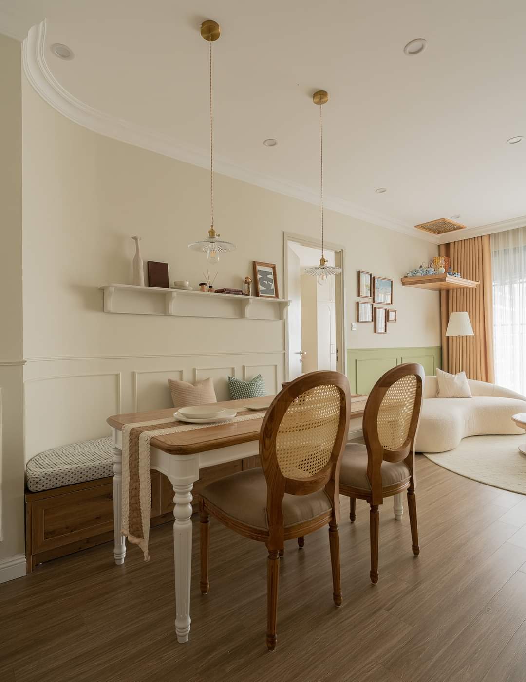 Bán nhà Nguyễn Văn Linh, 5 tầng mới đẹp, mt 4.5m, chỉ hơn 2 tỷ.