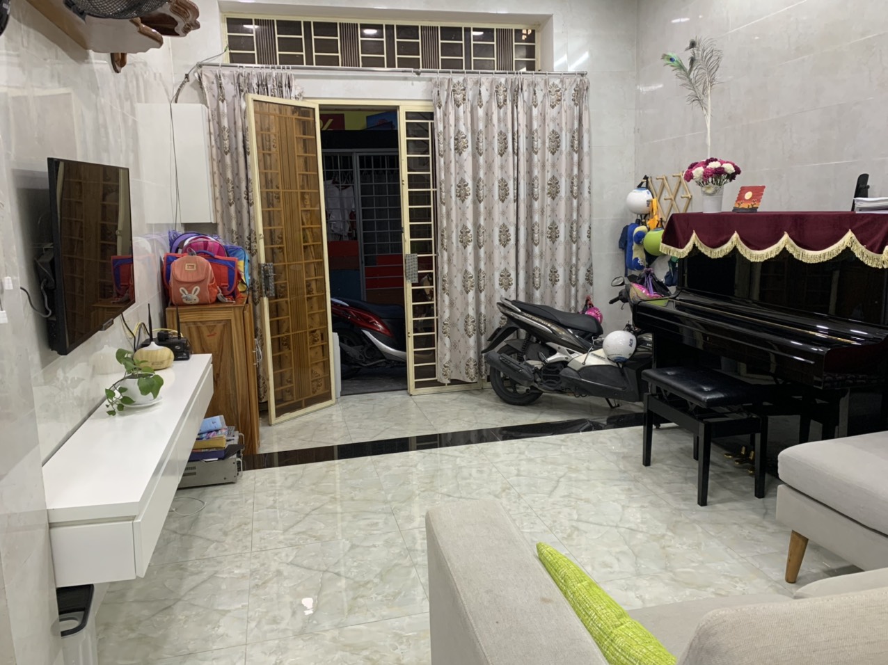 Cần tiền bán gấp nhà Ông Ích Khiêm, P5, Quận 11 - Với 5.5 tỷ