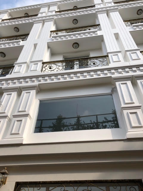 BÁN NHÀ HXH THÔNG TỨ PHÍA LÊ QUANG ĐỊNH, P11, BT. 4*10, 5 LẦU. 7,8 TỶ TL.