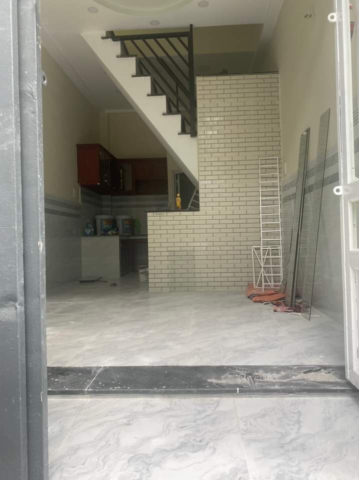 NHÀ MỚI ĐẸP - GIÁ RẺ NGAY TRUNG TÂM Q8 - DT 3.33M X 6.5M -3PN - CHỈ 2.XX TỶ