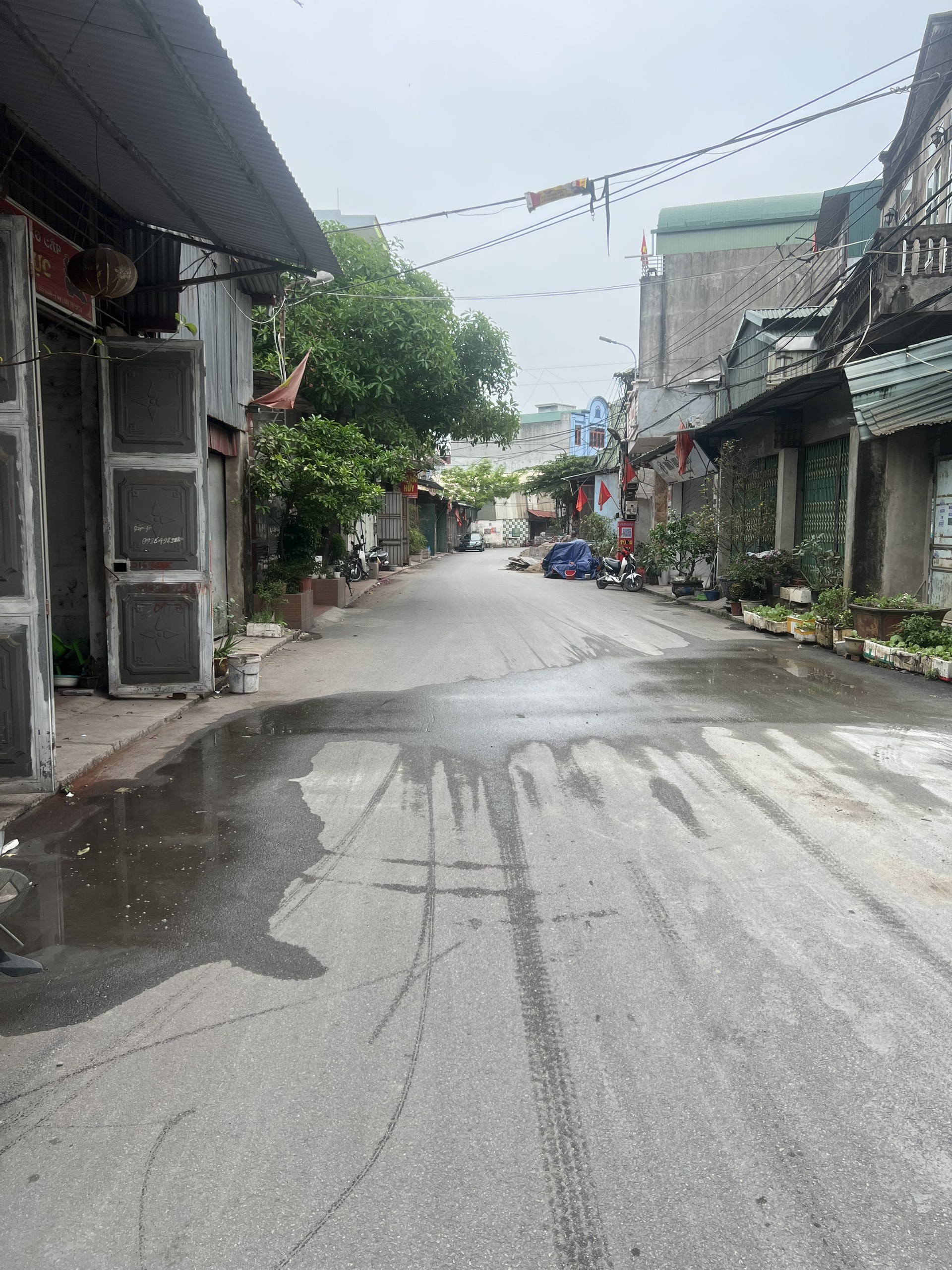 QUÁ KHÓ KHĂN BÁN GẤP NHÀ 2 TẦNG DT 90M MẶT TIỀN 5M 1.9 TỶ HƯƠNG MẠC.