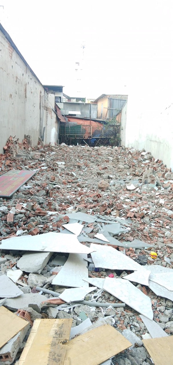 Cần Bán Gấp Đất Đẹp Huỳnh Tấn Phát. 110m Đã Có Giấy Phép Xây Dựng Quận 7 Giá 5 tỷ 900tr Còn Thương Lượng