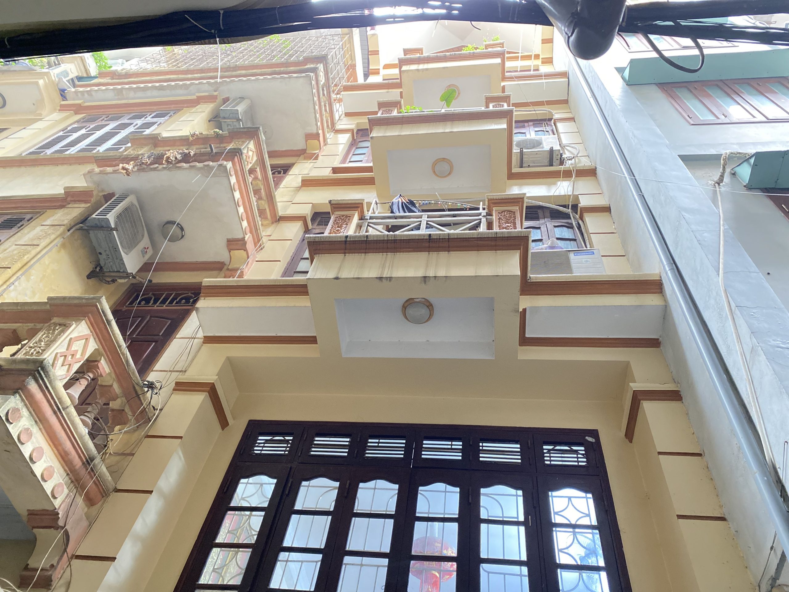 Bán Nhà Phân Lô, Ngõ 2, Phạm Tuấn Tài, Cầu Giấy, Ô Tô Tránh, 55m2, 10.7Tỷ.