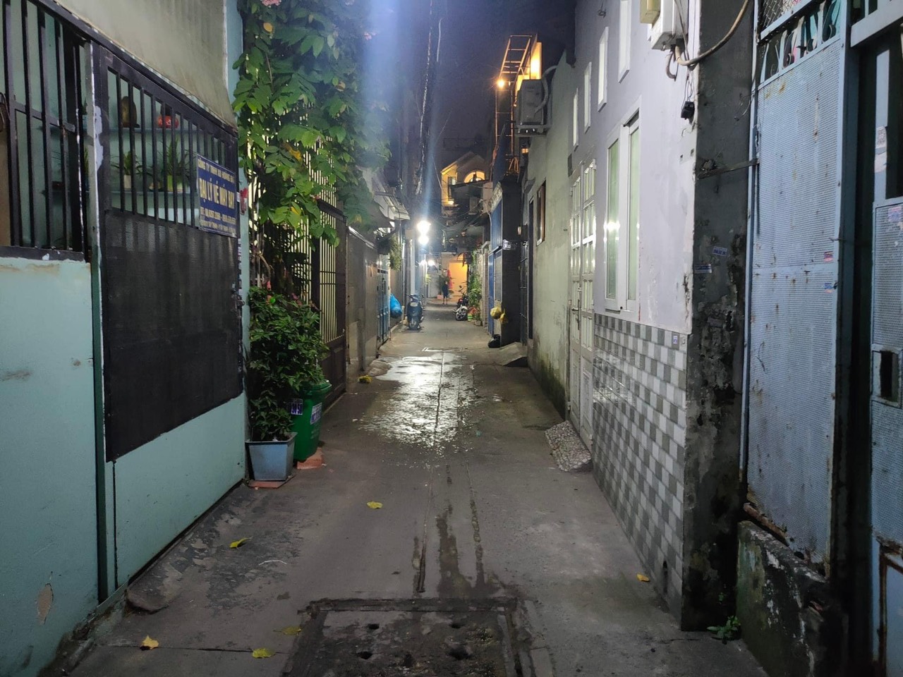 Bán nhà 4 tầng đường tây thạnh, hẻm ba gác trước nhà, 31m2 chỉ 4.2 tỷ, cách hẻm ô tô 28m.