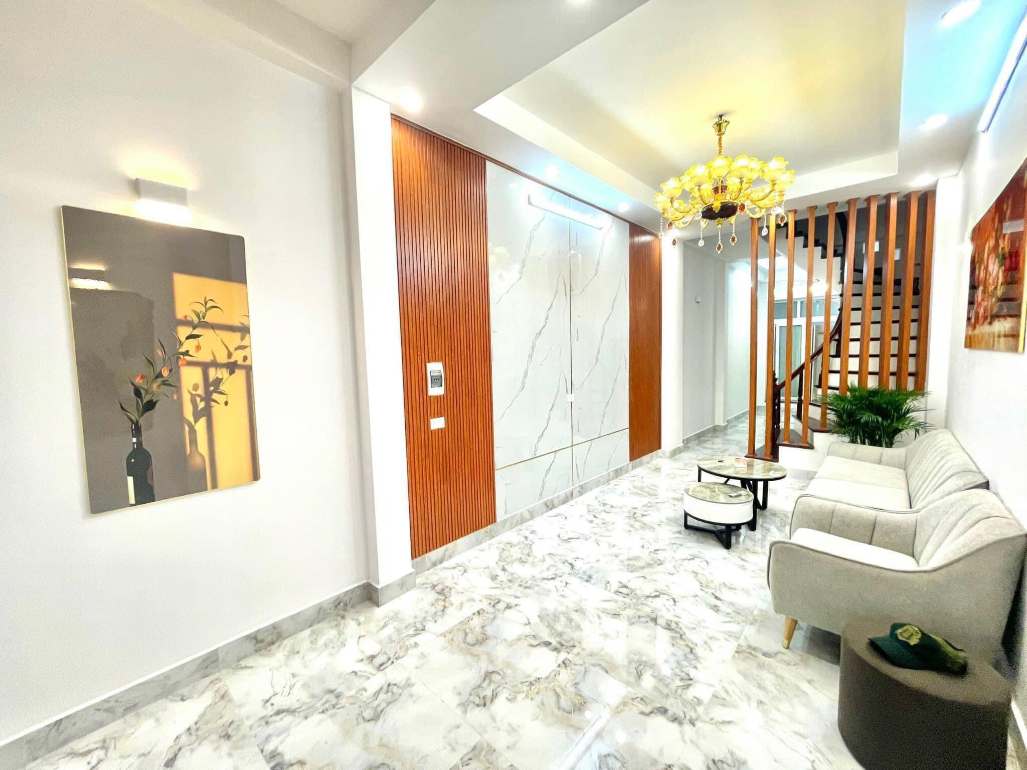 Bán Nhà 4 Tầng Trường Chinh Quận Đống Đa - DT 38m2, Ngõ Thông - Cách Ô Tô Chỉ 10 Mét.