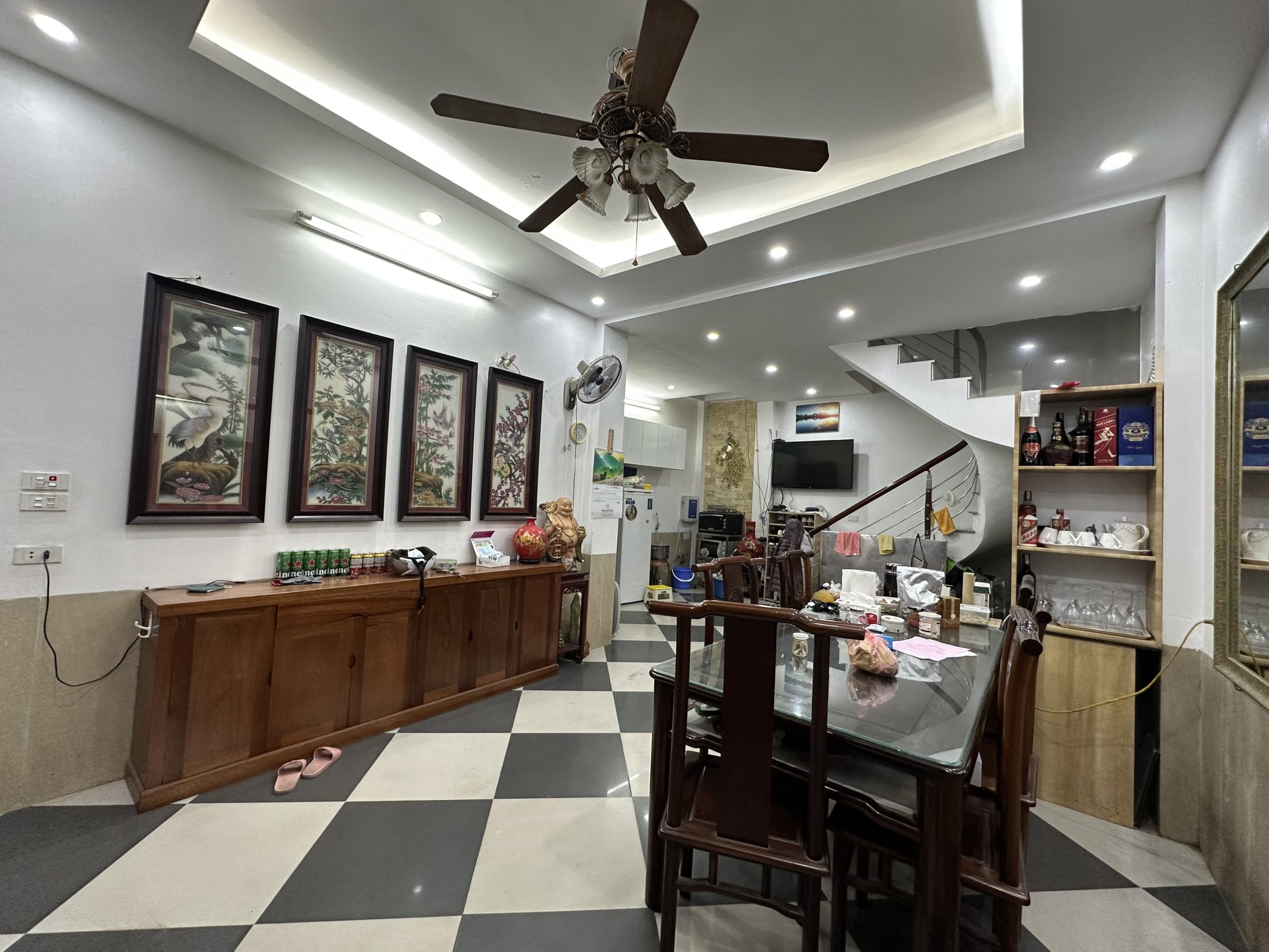 BÁN NHÀ PHỐ TÂY SƠN 6 TẦNG MT4M, NỞ HẬU, Ở NGAY, VÀI BƯỚC RA MẶT PHỐ. NHỈNH 5 TỶ.