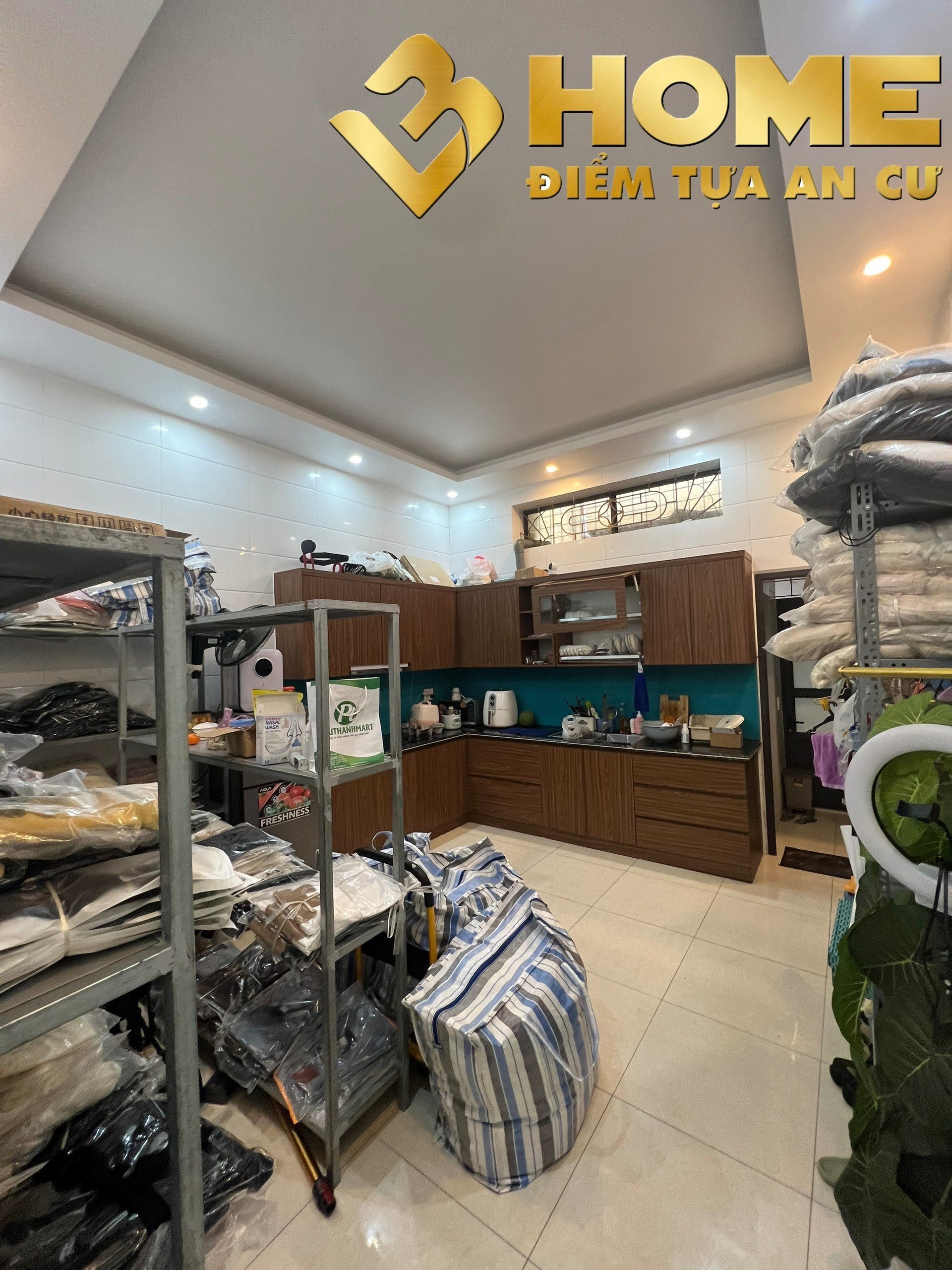 MT1680. CHO THUÊ MẶT ĐƯỜNG HAI BÀ TRƯNG 3 PHÒNG NGỦ VỪA Ở VỪA KINH DOANH