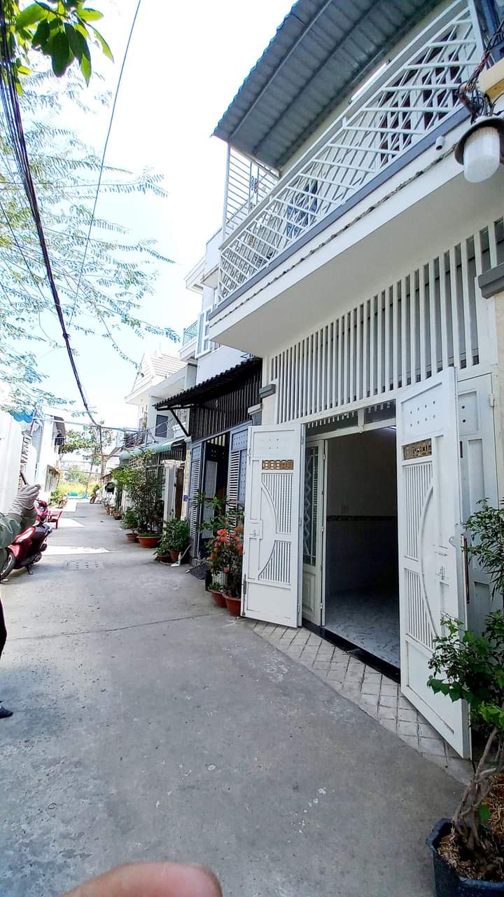 Chính Chủ Gần Đi Xuất Cảnh Bán Gấp Nhà Mới Xây. 3 Tầng BTCT. Huỳnh Tấn Phát. Q7 Kề Bên Phú Mỹ Hưng. Chỉ Hơn 4 tỷ XÍu