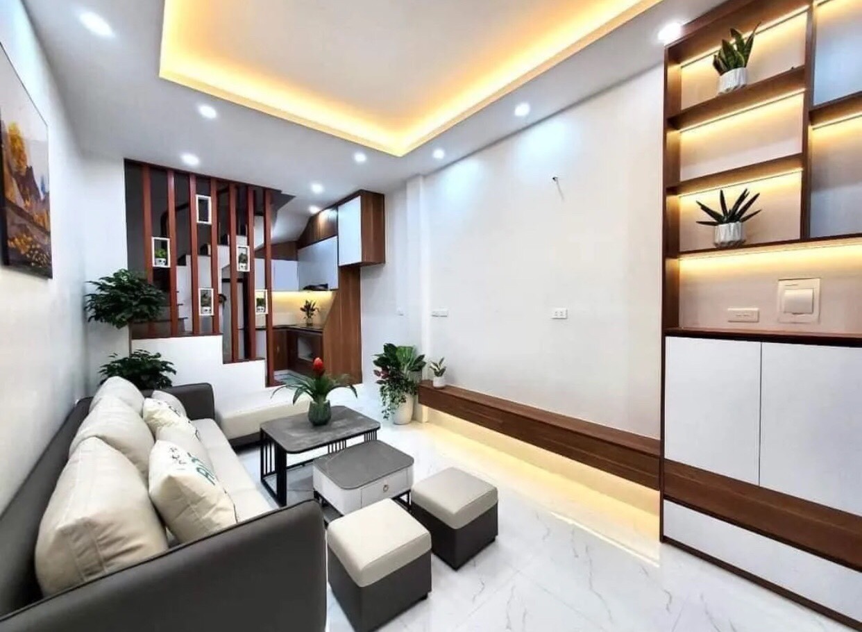 Bán Nhà Ngã Tư Sở Phố Khương Trung - Thanh Xuân, DT 27m2 Mặt Tiền 3.7m - Kinh Doanh.