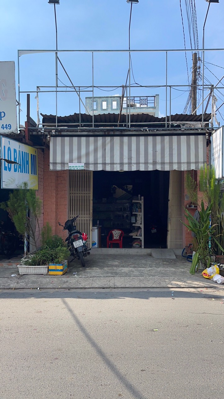 Chính chủ cần bán nhà mặt tiền Trần Văn Mười, Xuân Thới Thượng, huyện Hóc Môn, TP HCM.