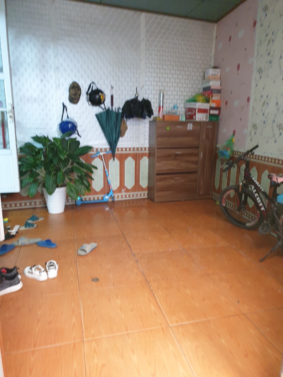 Rẻ nhất thị trường căn nhà 2 tầng độc lập sân cổng tại Nguyễn Lương Bằng - Kiến An