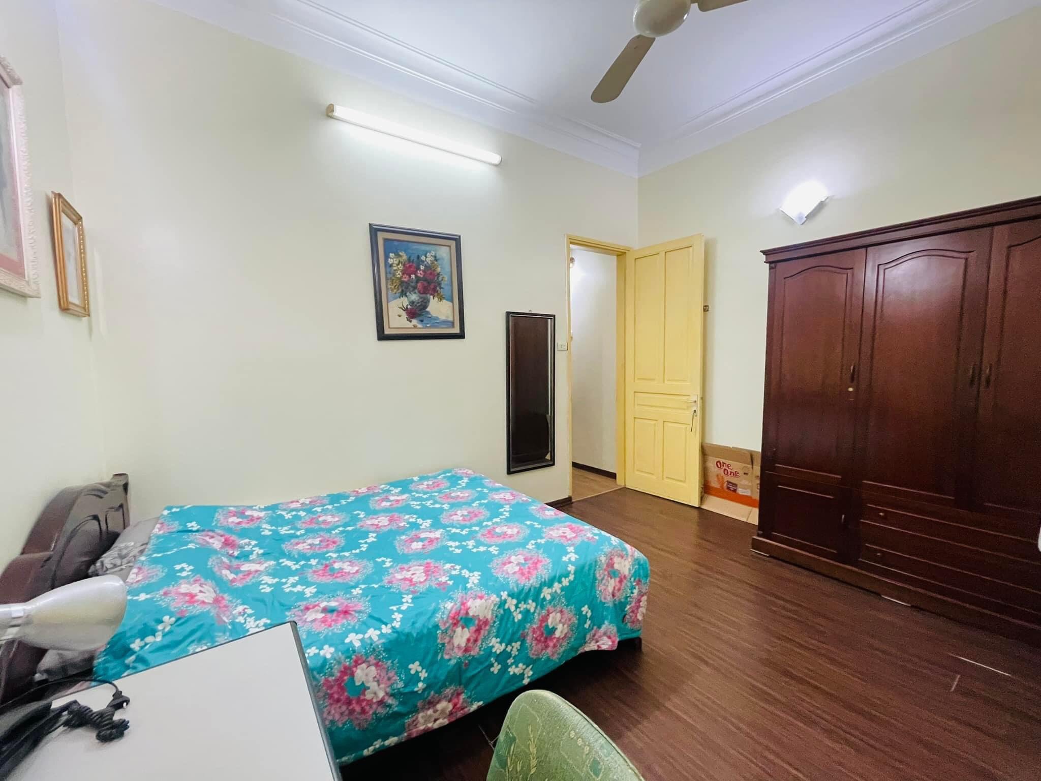 MẶT PHỐ CHÍNH KINH - MẶT TIỀN ĐẸP RỘNG - KINH DOANH- DT 80m2 x 3tầng x MT 6m- GIÁ 7.5 TỶ