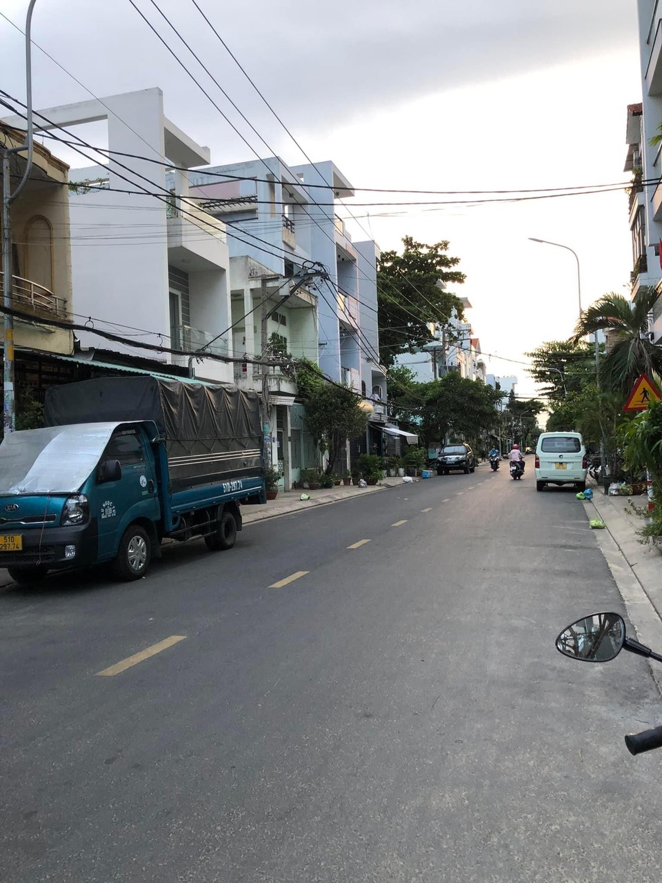 bán nhà mặt tiền đường lê niệm, nhựa 12m, 4 tầng, 66m2 chỉ 7.65 tỷ, mặt tiền kinh doanh đỉnh.