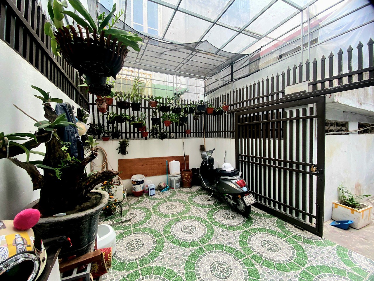 Bán nhà ngõ 213 Thiên Lôi 47m x 3 tầng độc lập tặng 15m sân cổng riêng, GIÁ 2.45 tỉ