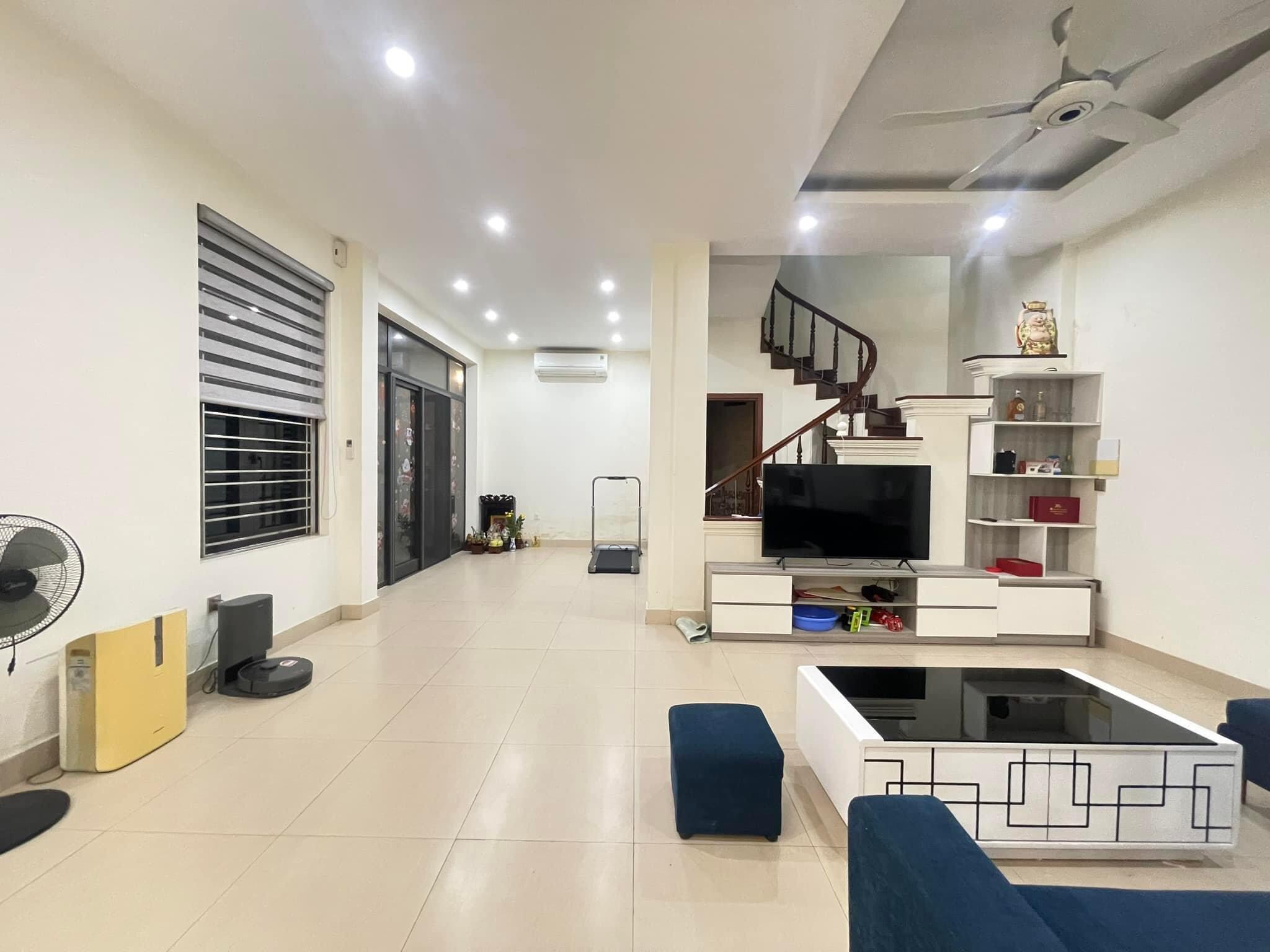 BÁN NHÀ TT QUẬN THANH XUÂN- QUAN NHÂN- NHÀ VỀ Ở LUÔN- DT 92m2 x 4 tầng x MT 5m- GIÁ 6.25 TỶ