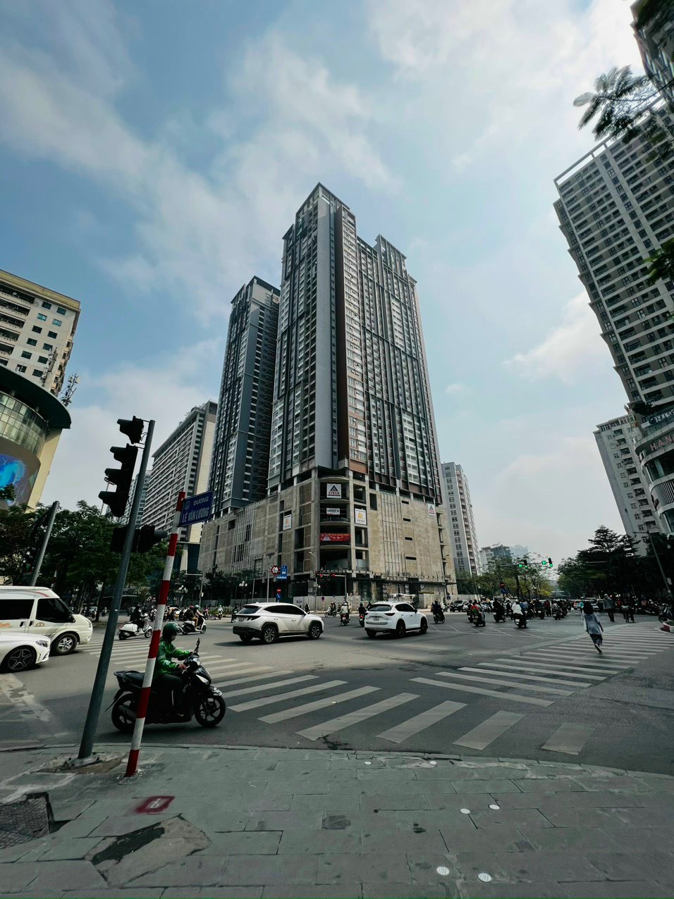 Chung Cư BRG Lê Văn Lương - Chiết khấu 8% khi mua tháng 4