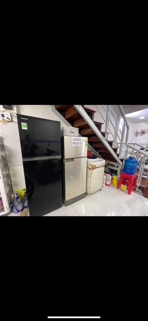 Hiện em còn trống một phòng cần cho thuê tại Phường 17, Quận Bình Thạnh, Tp Hồ Chí Minh.