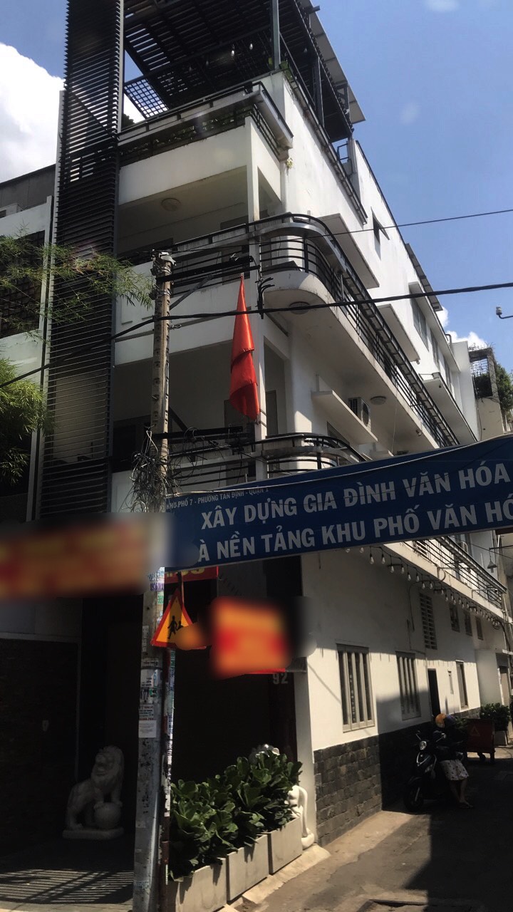 Cho thuê MT Thạch thị Thanh 4x20 5 tầng Giá chỉ 85tr