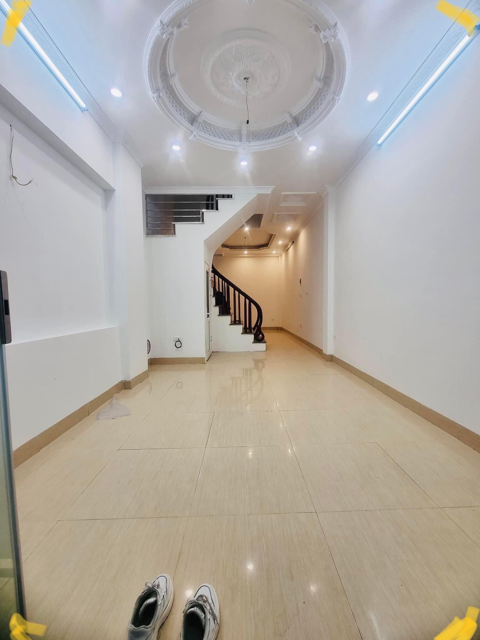 BÁN NHÀ NGÕ 83 TÂN TRIỀU THANH TRÌ 40M 4,2 TỶ Ô TÔ ĐỖ CỔNG