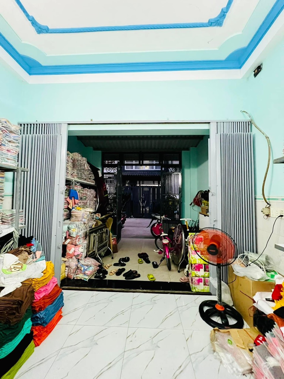 chính chủ gấp bán nhà 2 tầng đường lê văn quới, hẻm xe hơi, 63m2 chỉ 5.09 tỷ thương lượng.