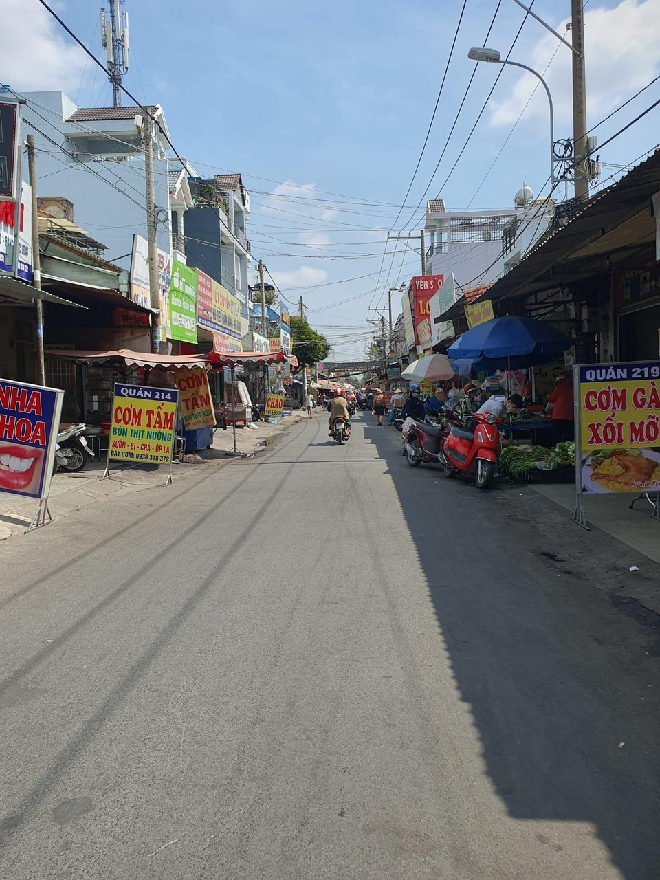 Bán nhà mặt tiền kinh doanh đường ấp chiến lược, đường nhựa 10m, 180m2 chỉ 6 tỷ