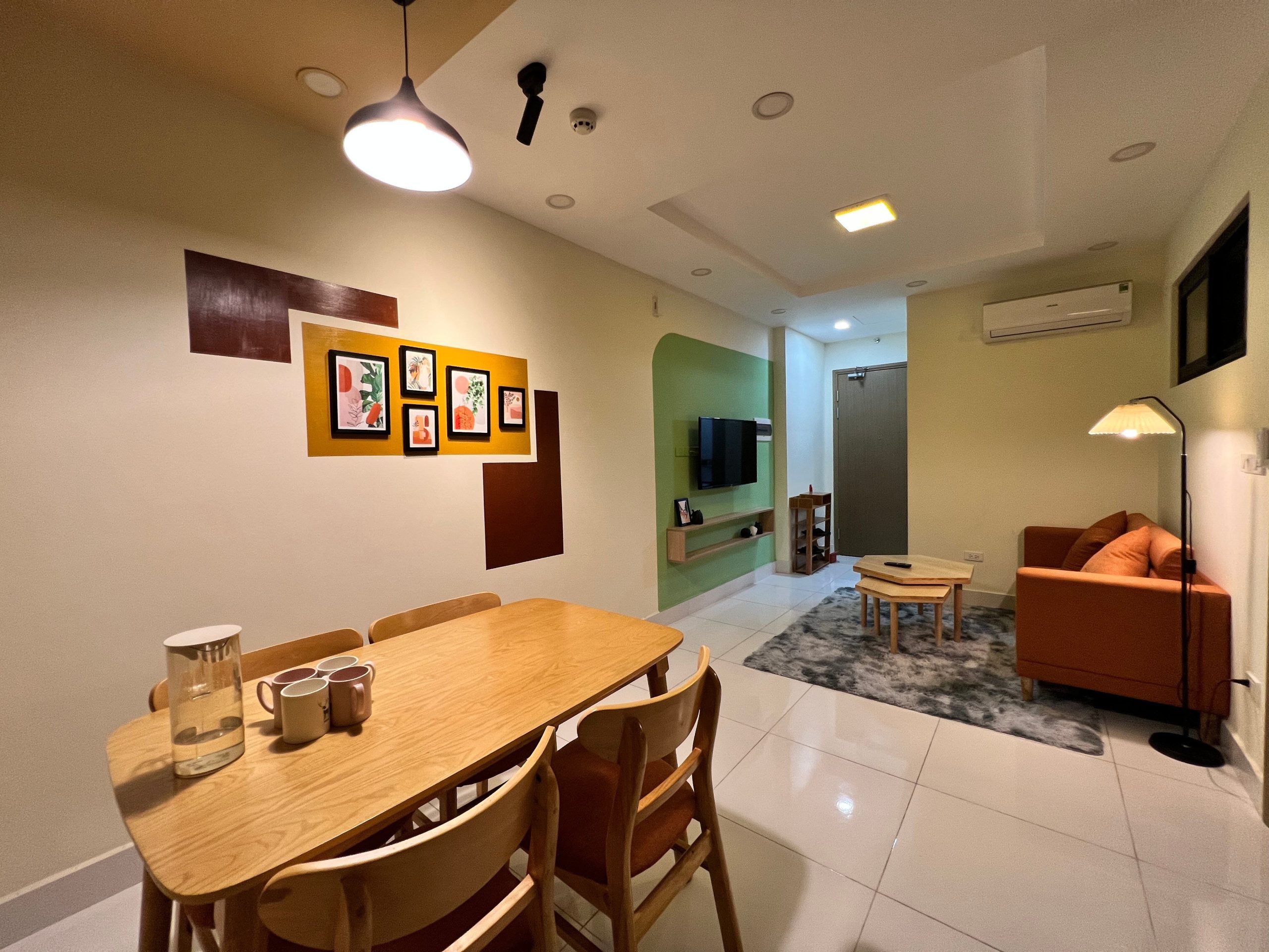 Cho thuê căn hộ 2 phòng ngủ nội thất siêu đẹp tại Hoàng Huy Lạch Tray