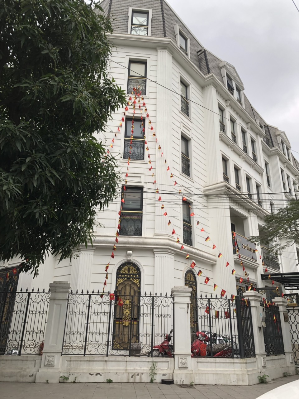 Chính chủ bán cắt lỗ LK Đại Kim mới, 104m2 sổ đỏ, nhà 5 tầng, view đường Vành đai 3, Giá ha 16.9 tỷ