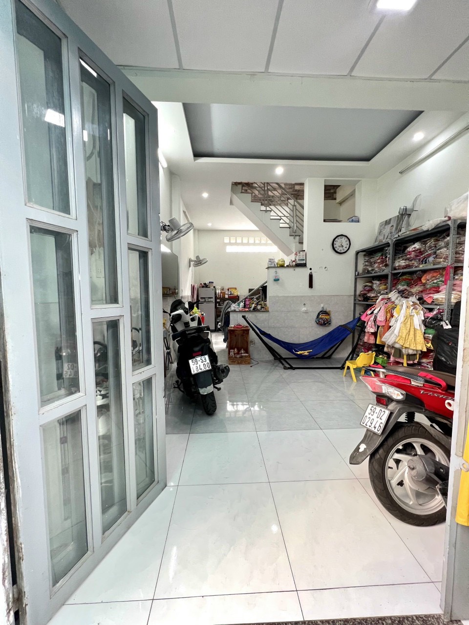 Nhà chưa qua đầu tư.Đường số 21 Phường 8 Gò Vấp* Dt 4m Nở Hậu 4m1 X 8,2m. diện tíchCN: 33,2m diện tíchSD: 61.1m*