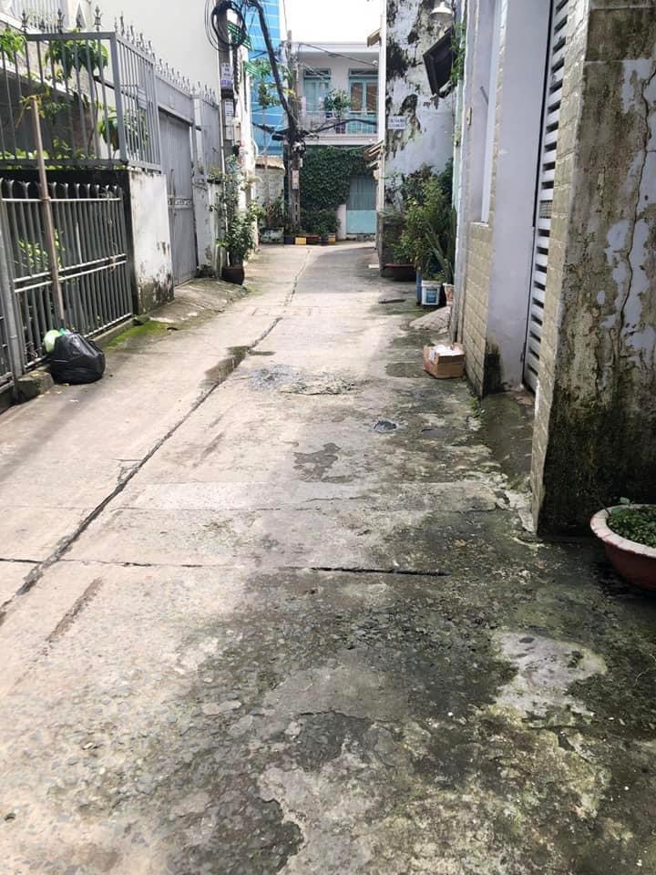 Nhà hẻm 275 Quang Trung, P.10, Gò VấpDT đất: 54m2DT xây dựng: 80m2 (1 trệt + 1 lầu)3 phòng ngủ - 2 wc Nhà ngay